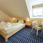 Отель Hotel Chalupa