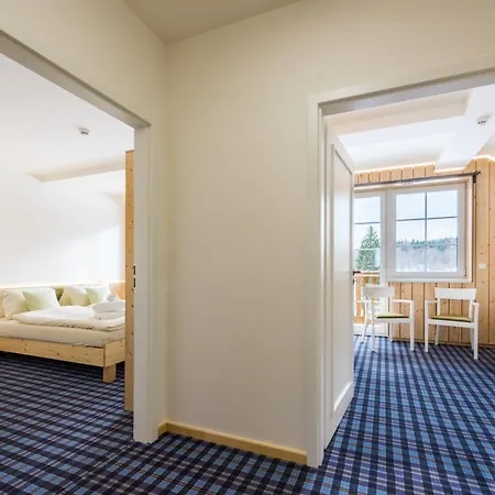 Hotel Chalupa Отель Прашилы